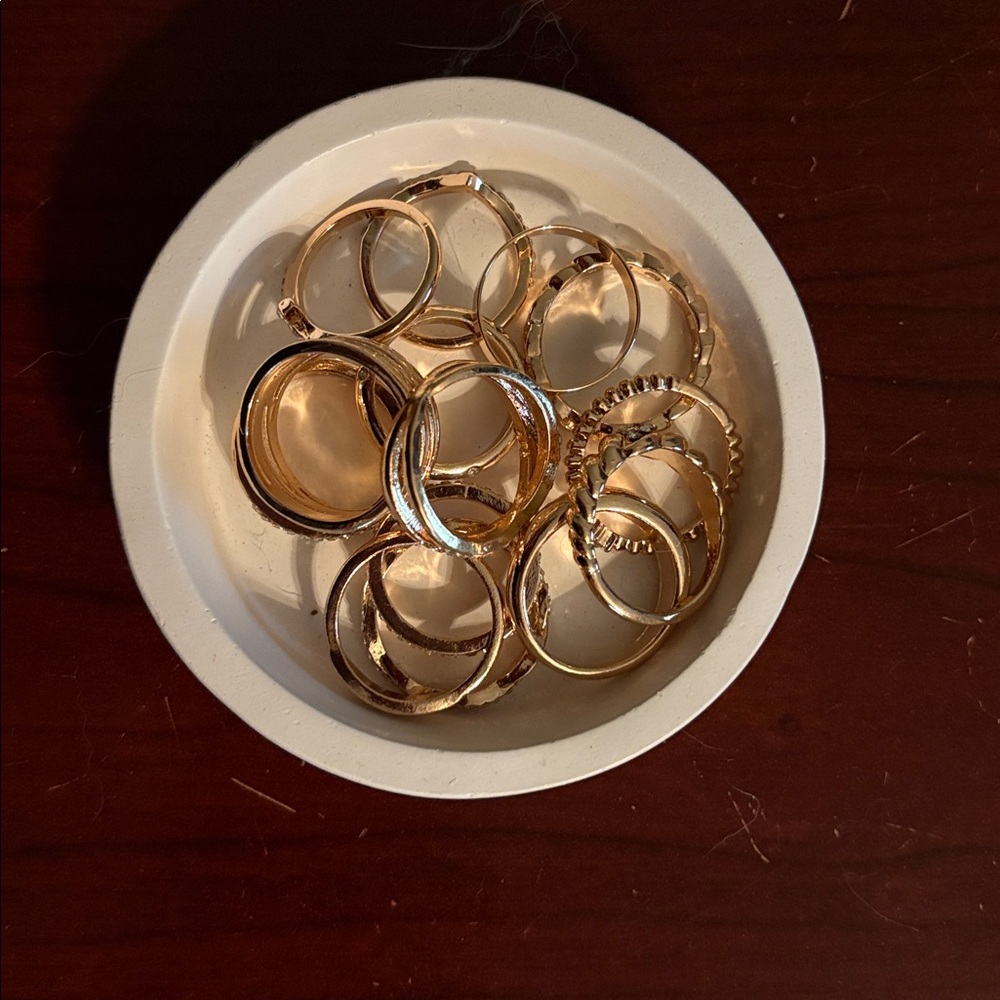 Amazon Gold Tone Women's Ring Set